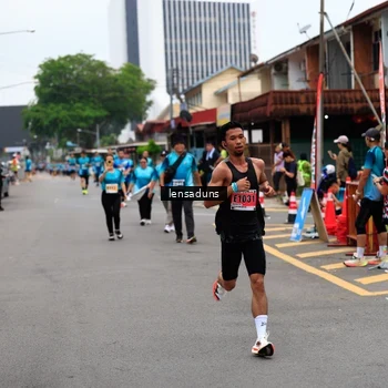 Runner Photo 8897087