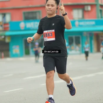 Runner Photo 8897116