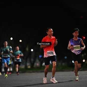 Runner Photo 8897117