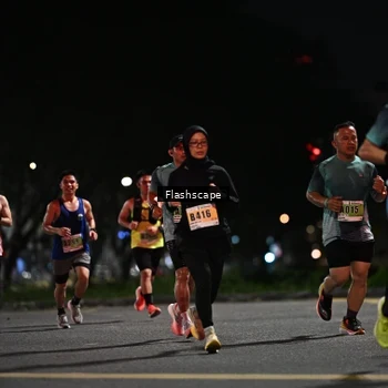 Runner Photo 8897135