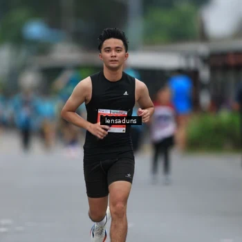 Runner Photo 8897136