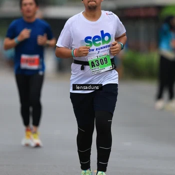 Runner Photo 8897296