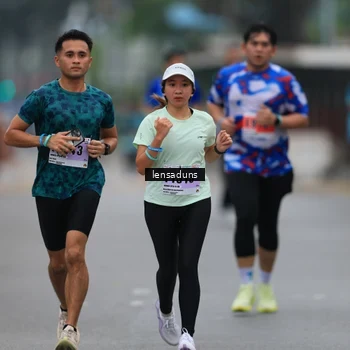 Runner Photo 8897320