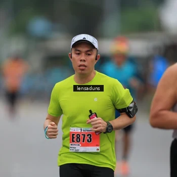 Runner Photo 8897330