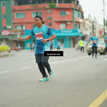 Runner Photo 8897365