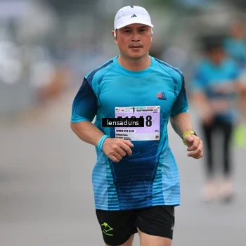 Runner Photo 8897383