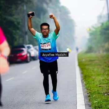 Runner Photo 8897419