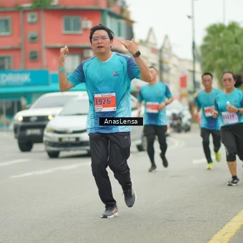 Runner Photo 8897486