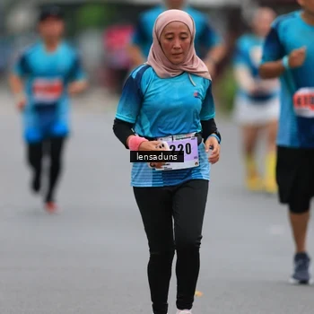 Runner Photo 8897511