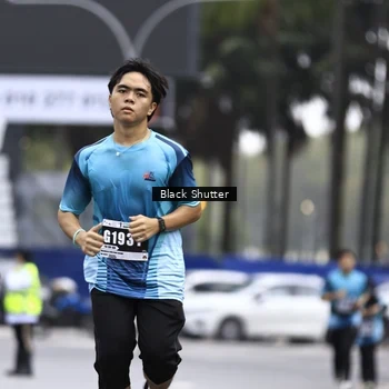 Runner Photo 8897579