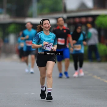 Runner Photo 8897640