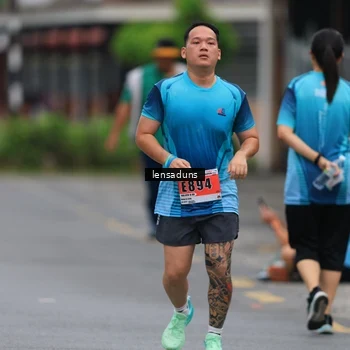 Runner Photo 8897751