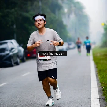 Runner Photo 8897758