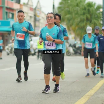 Runner Photo 8897770