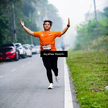 Runner Photo 8898072