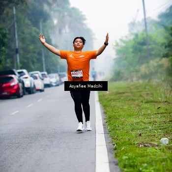 Runner Photo 8898117