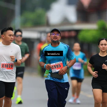 Runner Photo 8898153