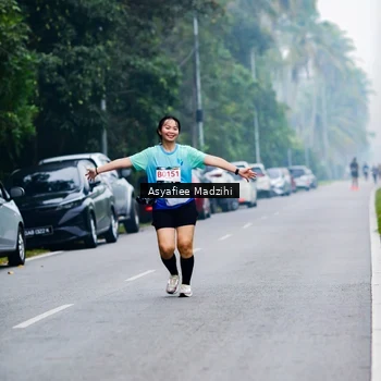 Runner Photo 8898172