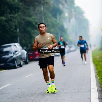 Runner Photo 8898174