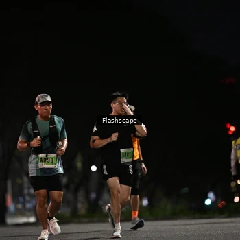 Runner Photo 8898176