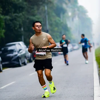 Runner Photo 8898182