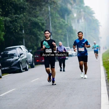 Runner Photo 8898185