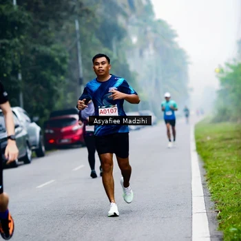 Runner Photo 8898207