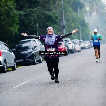 Runner Photo 8898229
