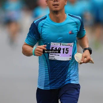 Runner Photo 8898250