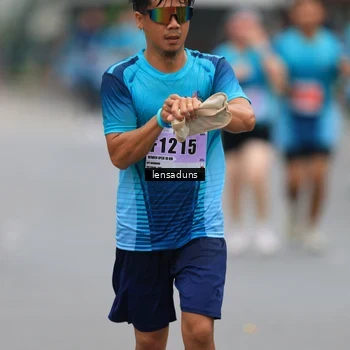 Runner Photo 8898254