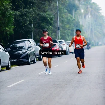 Runner Photo 8898273
