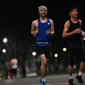 Runner Photo 8898277