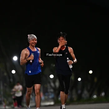 Runner Photo 8898279