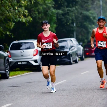 Runner Photo 8898287