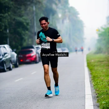 Runner Photo 8898296