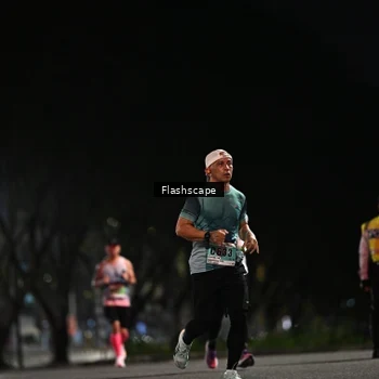 Runner Photo 8898318