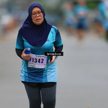 Runner Photo 8898330
