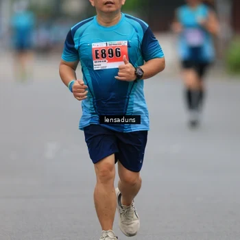 Runner Photo 8898353