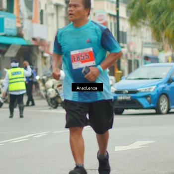 Runner Photo 8898519
