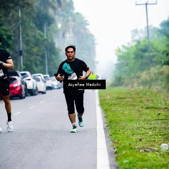 Runner Photo 8898641