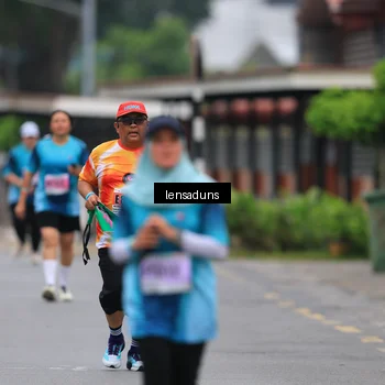 Runner Photo 8898690