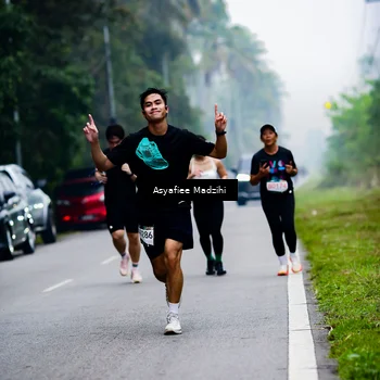 Runner Photo 8898773