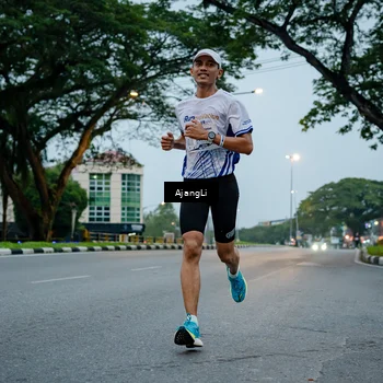 Runner Photo 8898781