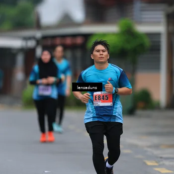 Runner Photo 8898940