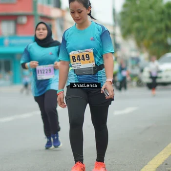 Runner Photo 8899005