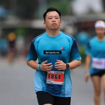 Runner Photo 8899018