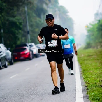 Runner Photo 8899025