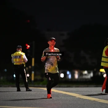 Runner Photo 8899027