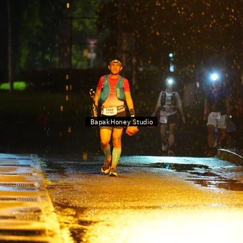 Runner Photo 8899041