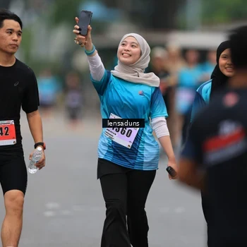 Runner Photo 8899052